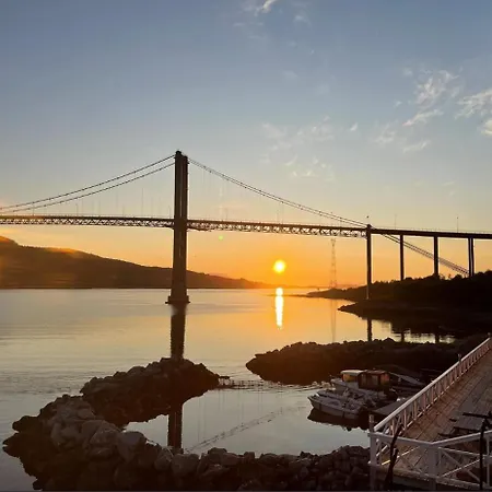 Tjeldsund Rorbu Ferienhaus Steinsland (Troms og Finnmark)