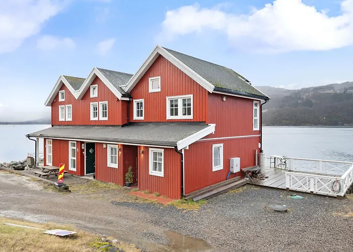 Tjeldsund Rorbu בית נופש Steinsland (Troms og Finnmark)